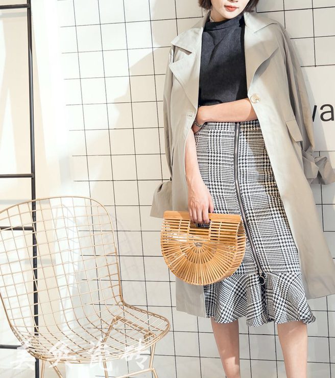 handmade-bali-bamboo-fan-tote-handbag